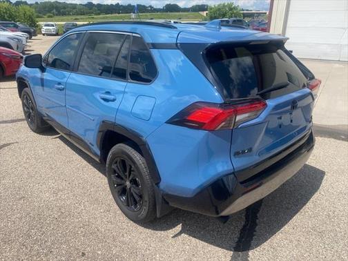 2024 Toyota RAV4 Hybrid SE
