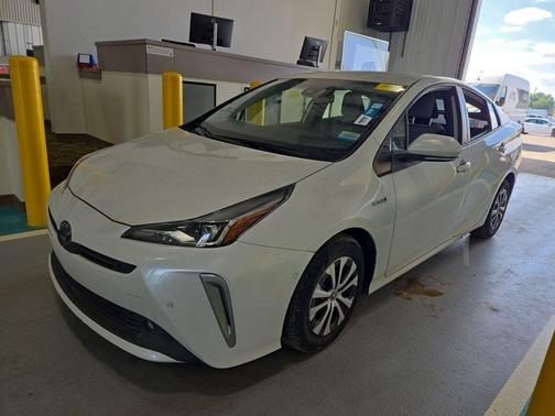 2021 Toyota Prius LE