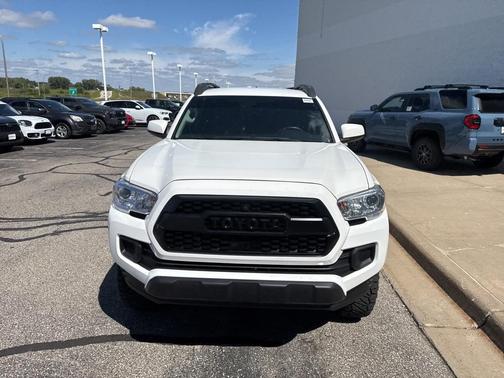 2023 Toyota Tacoma SR