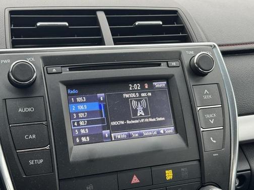 2017 Toyota Camry SE