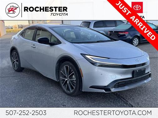 2024 Toyota Prius XLE