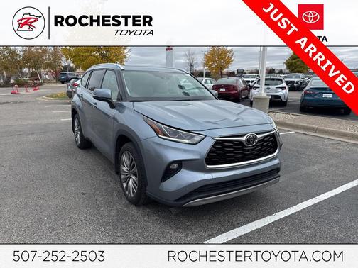 2022 Toyota Highlander Platinum