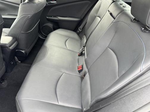 2016 Toyota Prius Three Touring