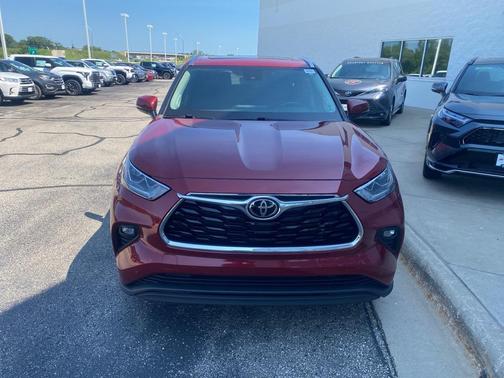 2022 Toyota Highlander Limited