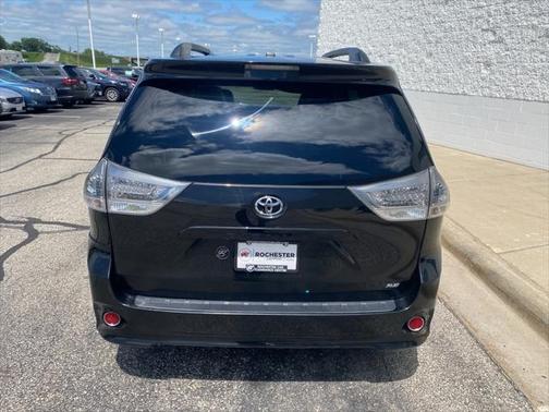 2013 Toyota Sienna SE