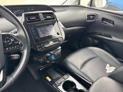 2019 Toyota Prius XLE