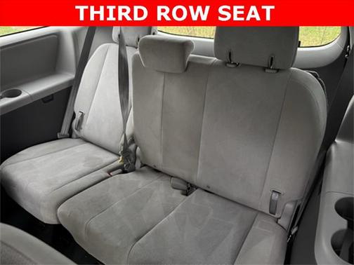 2019 Toyota Sienna SE