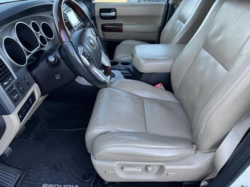 2015 Toyota Sequoia Platinum