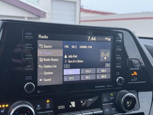 2021 Toyota Highlander XLE