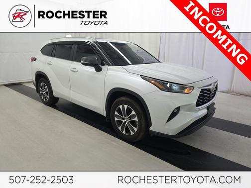 2024 Toyota Highlander XLE