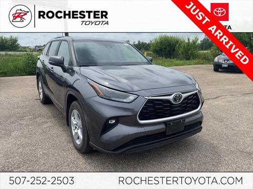 2024 Toyota Highlander LE I4