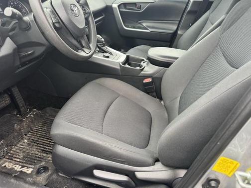 2019 Toyota RAV4 Hybrid LE