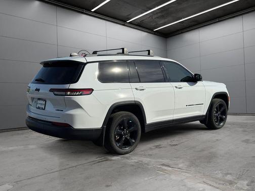 Bright White Clearcoat 2023 Jeep Grand Cherokee L Limited