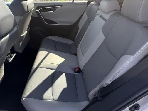 2021 Toyota RAV4 Hybrid Limited