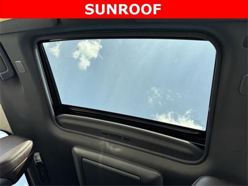 2024 Toyota Sienna Platinum 7 Passenger