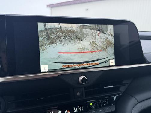 2025 Toyota Crown Signia XLE