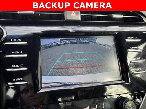 2018 Toyota Camry Hybrid LE