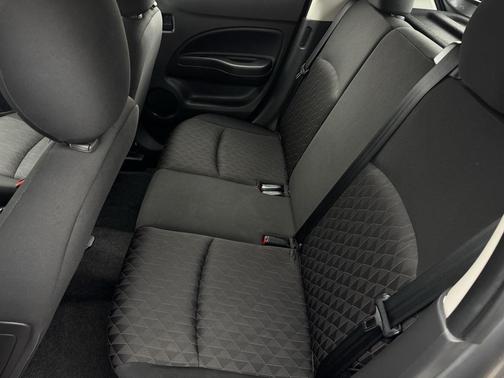 2022 Mitsubishi Mirage ES