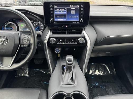 2022 Toyota Venza XLE