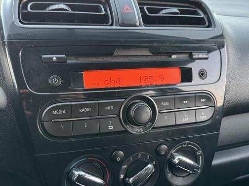 2017 Mitsubishi Mirage ES