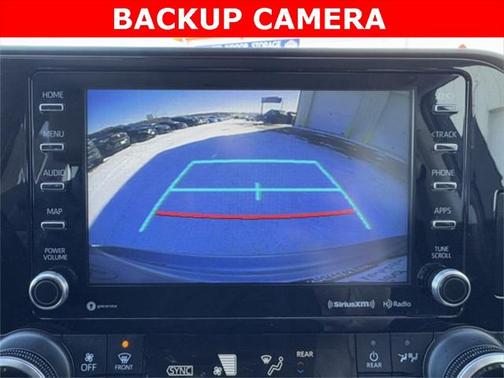 2022 Toyota Highlander LE I4