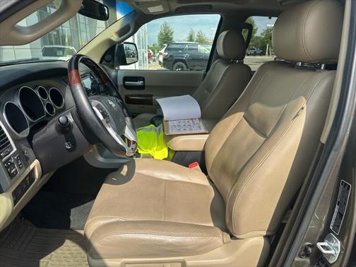 2014 Toyota Sequoia Platinum