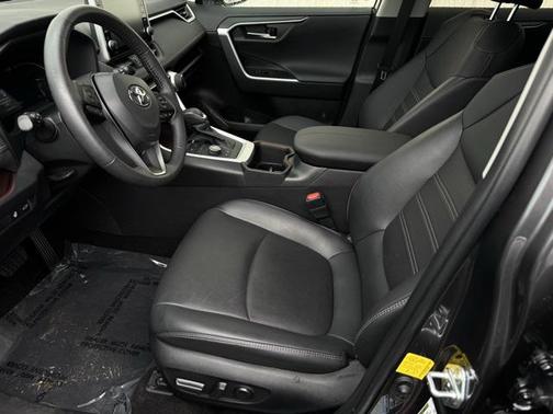 2022 Toyota RAV4 Limited