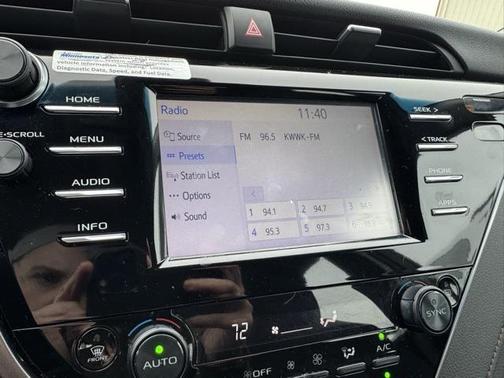 2018 Toyota Camry Hybrid LE