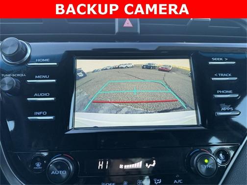 2018 Toyota Camry Hybrid LE