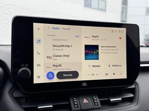 2025 Toyota RAV4 Hybrid SE