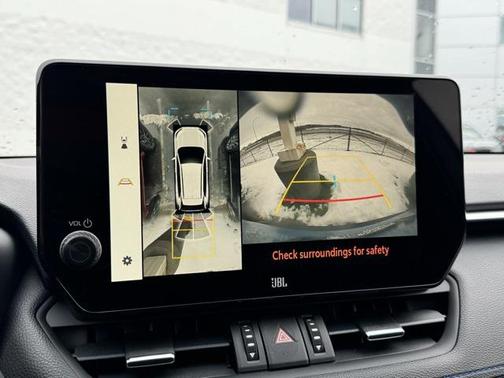 2025 Toyota RAV4 Hybrid SE