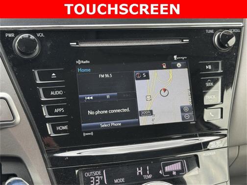 2017 Toyota Prius v Four