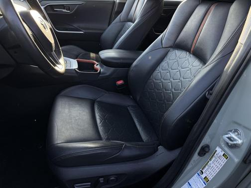 2022 Toyota RAV4 Adventure