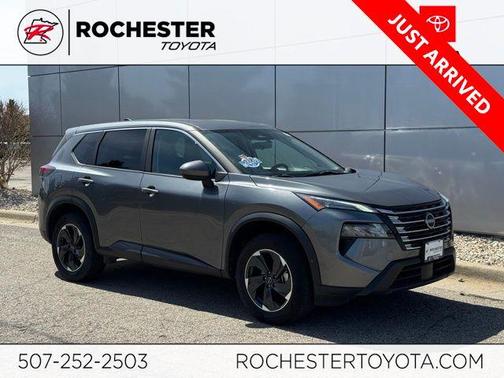 Gun Metallic 2024 Nissan Rogue SV