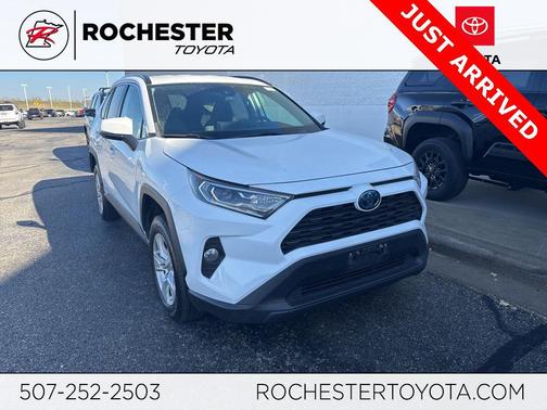 2020 Toyota RAV4 Hybrid XLE