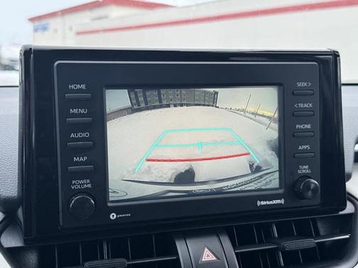 2020 Toyota RAV4 Hybrid XLE