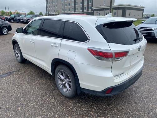 2014 Toyota Highlander LE