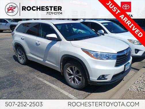 2014 Toyota Highlander LE