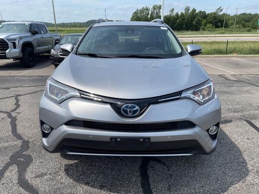 2018 Toyota RAV4 Hybrid XLE