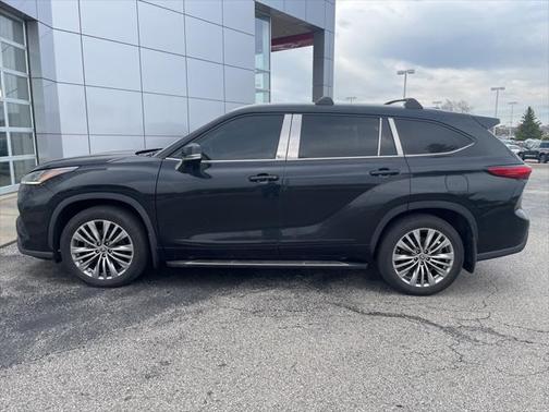 2021 Toyota Highlander Platinum