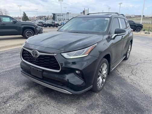 2021 Toyota Highlander Platinum