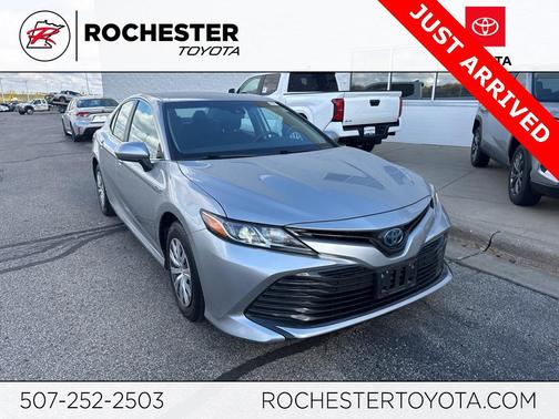 2019 Toyota Camry Hybrid LE