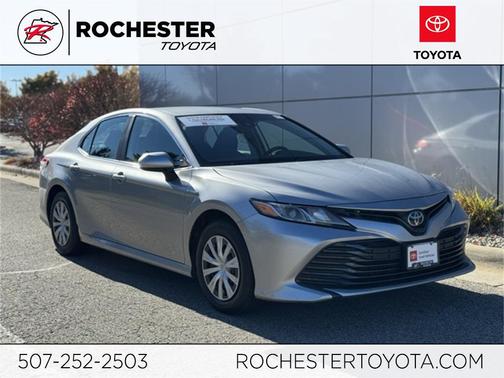 2019 Toyota Camry Hybrid LE
