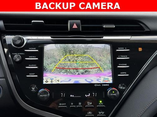 2019 Toyota Camry Hybrid LE