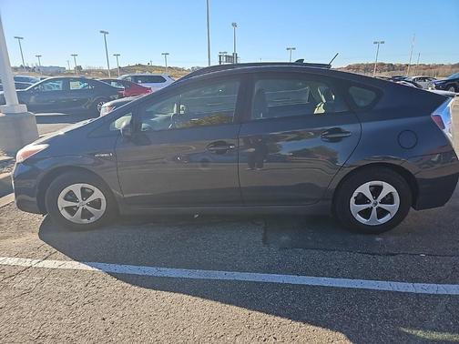 2013 Toyota Prius Three