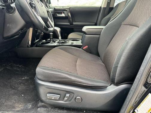 2024 Toyota 4Runner TRD Off Road