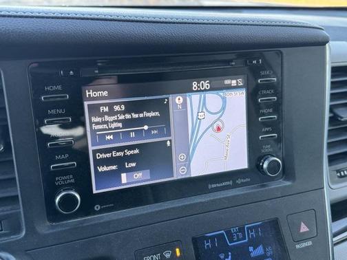 2018 Toyota Sienna XLE