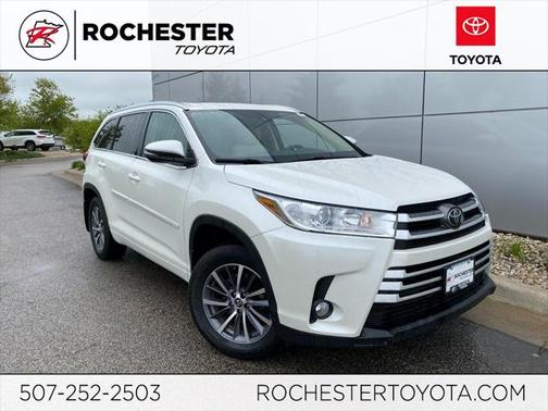 Blizzard Pearl 2017 Toyota Highlander XLE