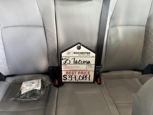 2025 Toyota Tacoma Hybrid TRD Off Road