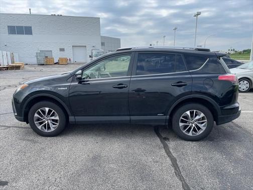2018 Toyota RAV4 Hybrid XLE